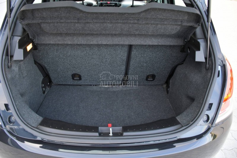 Lancia Ypsilon 1.3 Mjet/besprek0rna