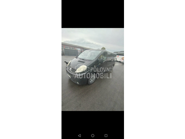 Renault Trafic 2.5 dci