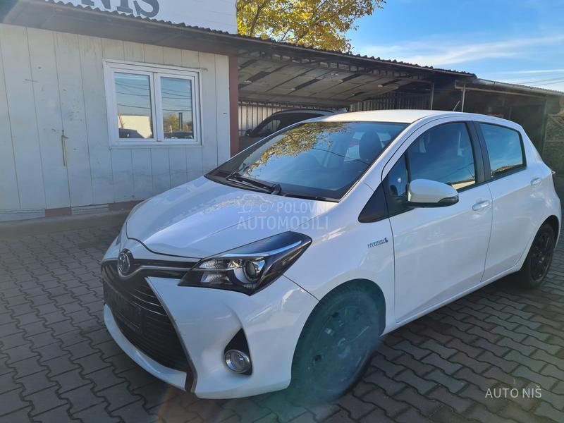 Toyota Yaris 1.5 HYBRID ACTIVE