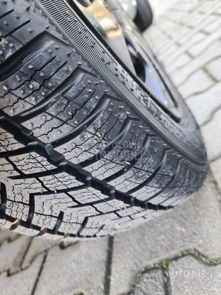 Toyota Yaris 1.5 HYBRID ACTIVE