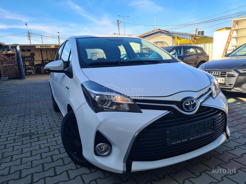 Toyota Yaris 1.5 HYBRID ACTIVE