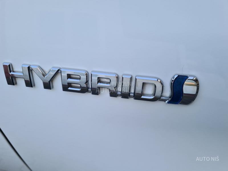 Toyota Yaris 1.5 HYBRID ACTIVE
