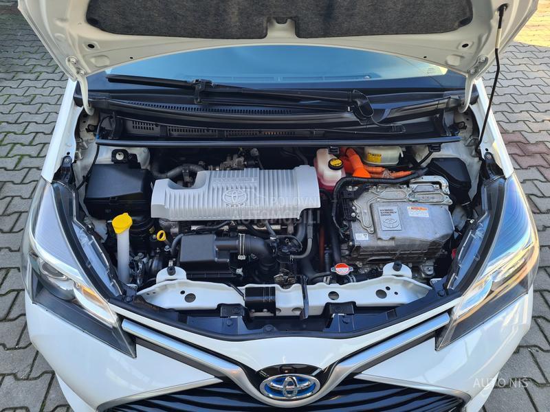 Toyota Yaris 1.5 HYBRID ACTIVE