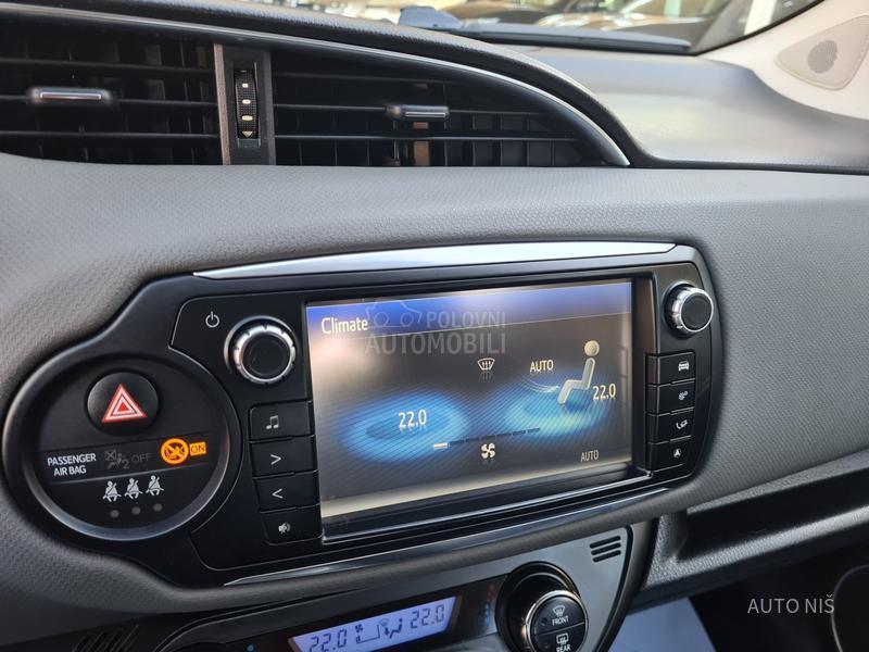 Toyota Yaris 1.5 HYBRID ACTIVE