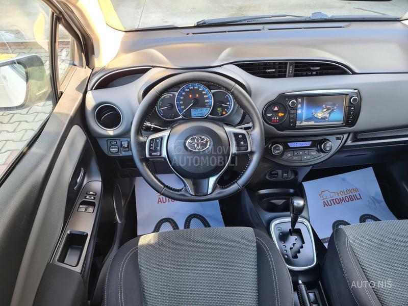 Toyota Yaris 1.5 HYBRID ACTIVE