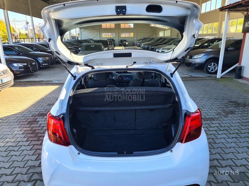 Toyota Yaris 1.5 HYBRID ACTIVE