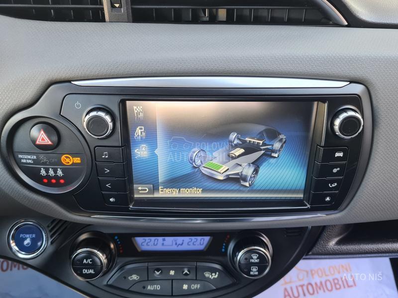 Toyota Yaris 1.5 HYBRID ACTIVE