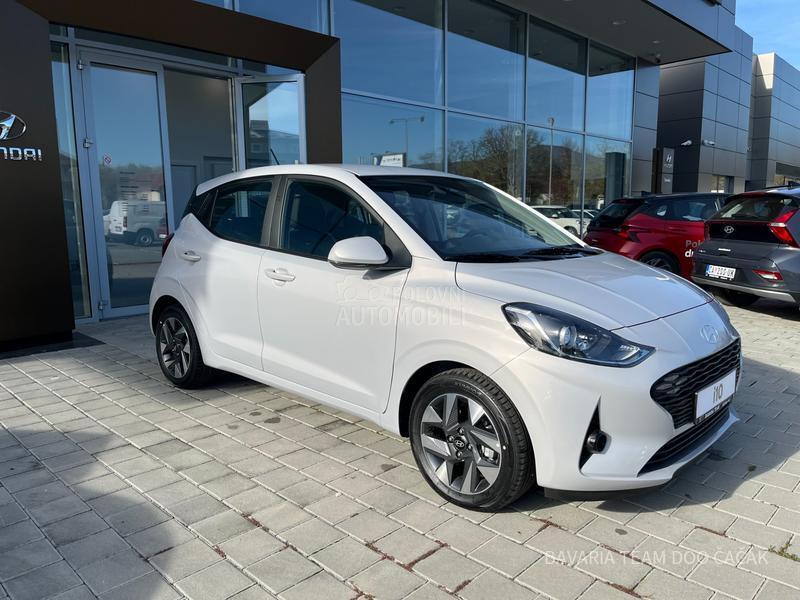 Hyundai i10 1.2 MPi AT PREMIUM