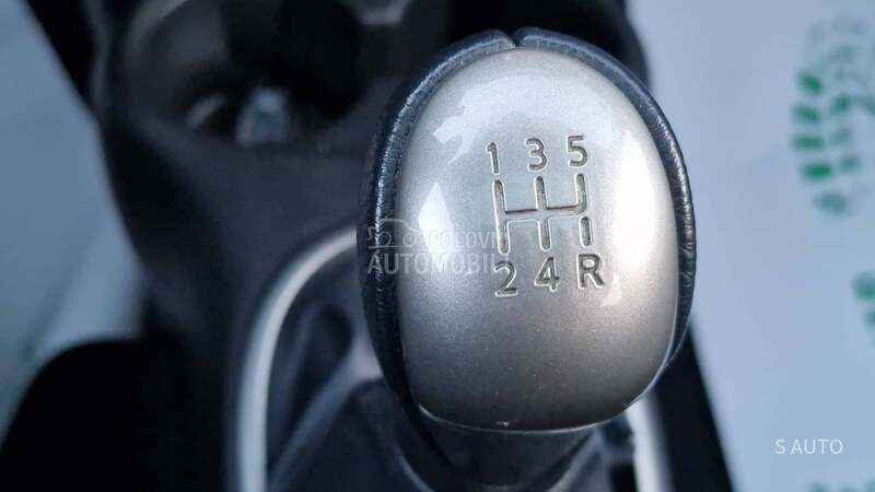 Nissan Micra KREDlTl/TEKNA 0PREMA