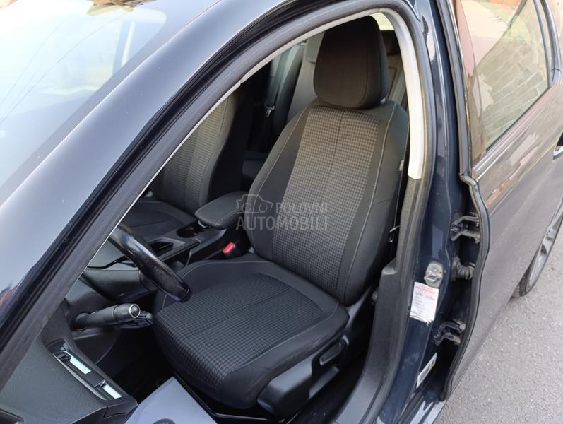 Peugeot 308 1,5