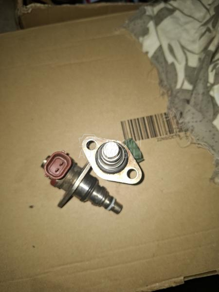 Regulatori pritiska goriva