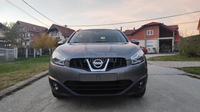 Nissan Qashqai + 2 