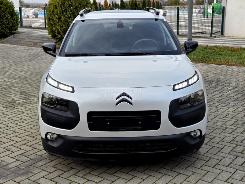 Citroen C4 Cactus /1.2T Perla Pano/