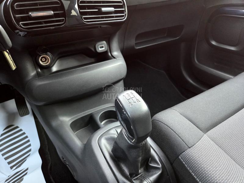 Citroen C4 Cactus /1.2T Perla Pano/
