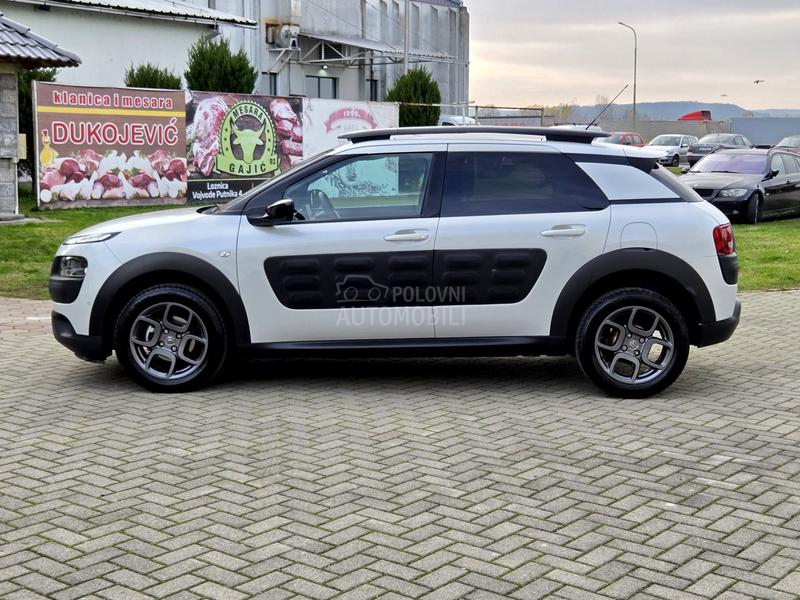 Citroen C4 Cactus /1.2T Perla Pano/