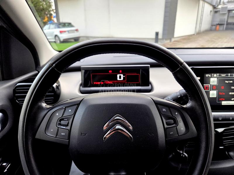 Citroen C4 Cactus /1.2T Perla Pano/