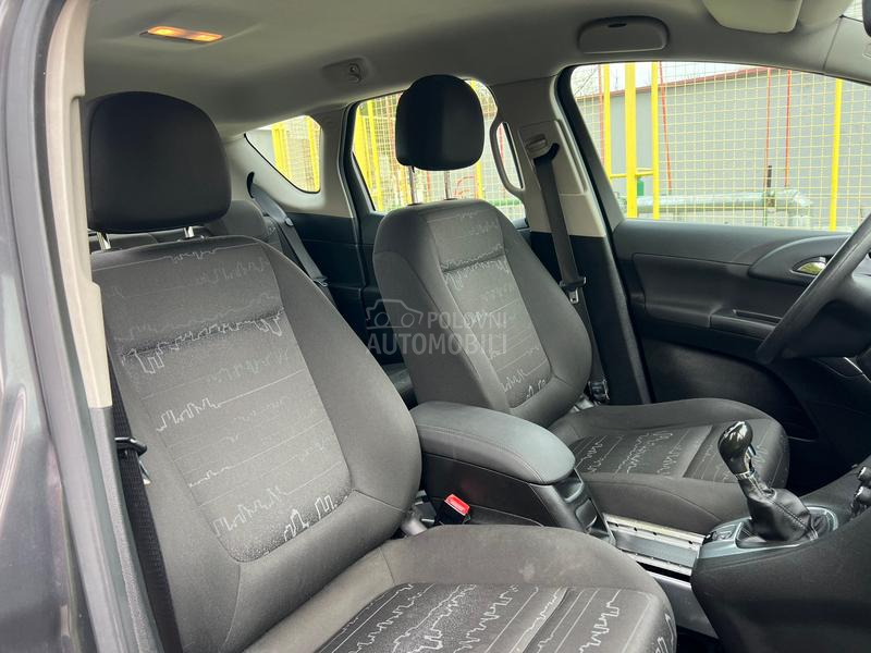 Opel Meriva SELECTION