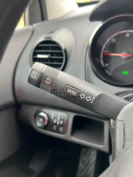 Opel Meriva SELECTION