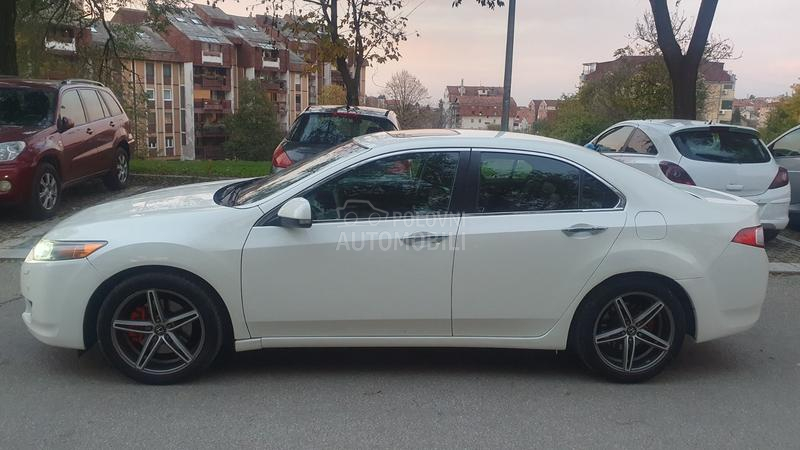 Honda Accord 2.4 AT Executive