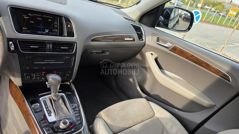 Audi Q5 2,0TDI DIODA NAVl