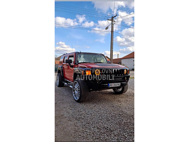 Hummer H3 