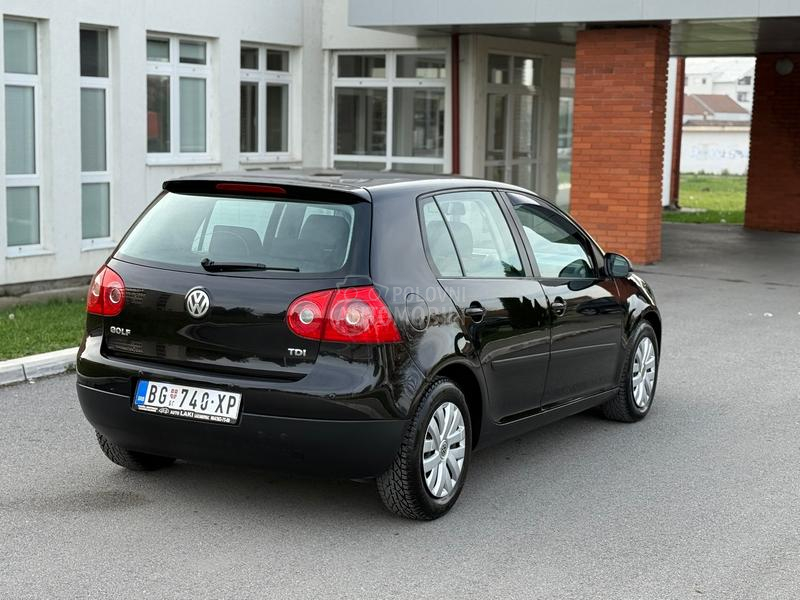 Volkswagen Golf 5 1.9 TDI 105