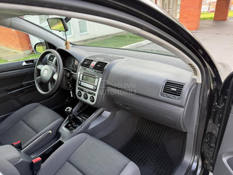 Volkswagen Golf 5 1.9 TDI 105