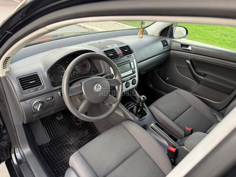 Volkswagen Golf 5 1.9 TDI 105
