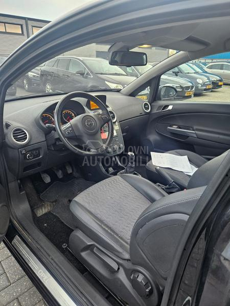 Opel Corsa D 1.2 EcoFlex Cosmo