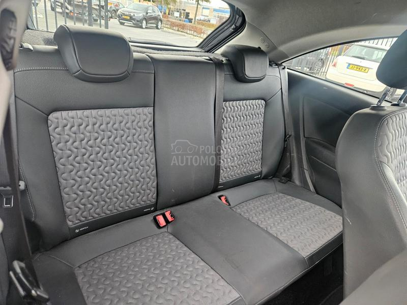Opel Corsa D 1.2 EcoFlex Cosmo