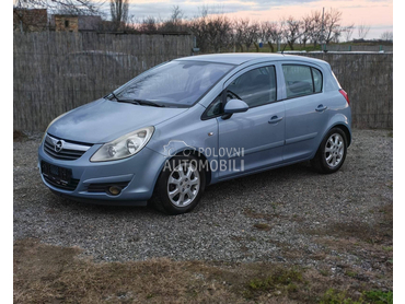 Opel Corsa D 1.4-16V Enjoy