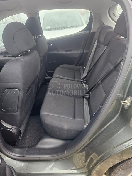 Opel Corsa D 1.4-16V Enjoy