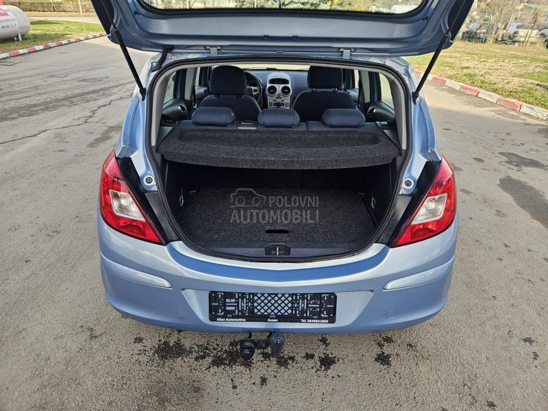 Opel Corsa D 1.4-16V Enjoy