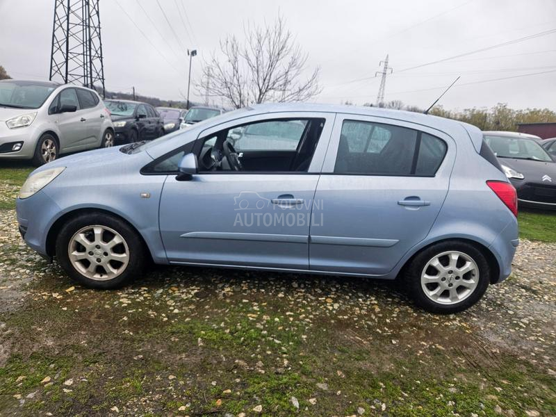 Opel Corsa D 1.4-16V Enjoy