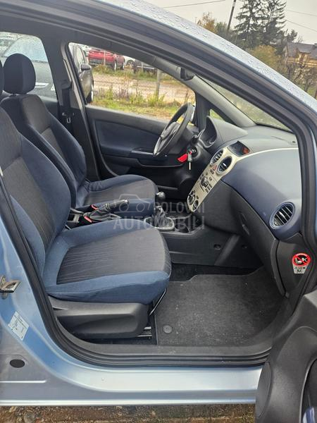 Opel Corsa D 1.4-16V Enjoy