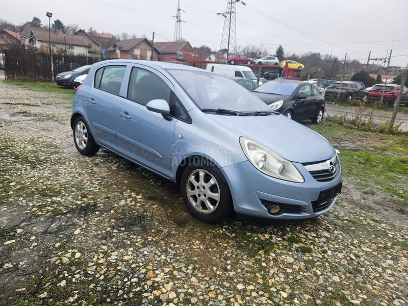 Opel Corsa D 1.4-16V Enjoy
