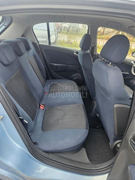 Opel Corsa D 1.4-16V Enjoy