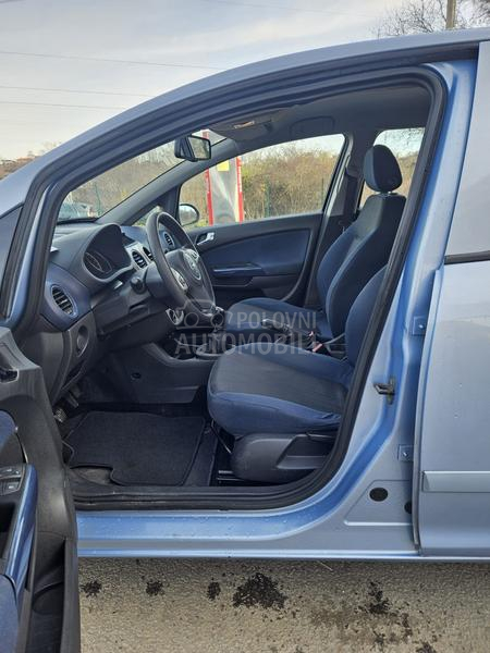 Opel Corsa D 1.4-16V Enjoy