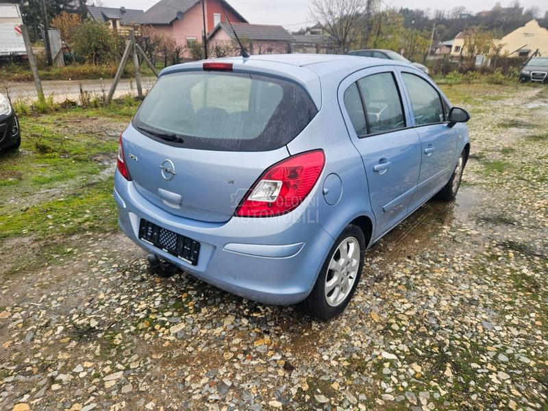Opel Corsa D 1.4-16V Enjoy