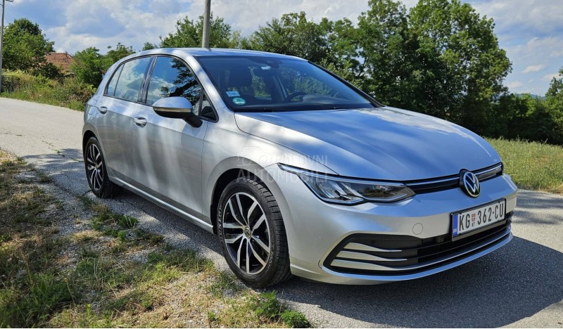 Volkswagen Golf 8 2.0 DSG