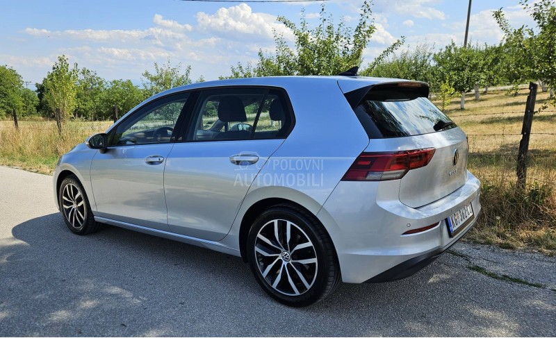 Volkswagen Golf 8 2.0 DSG