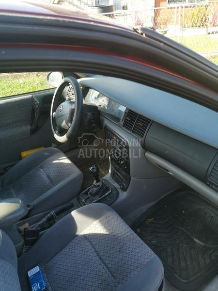 Opel Vectra B 1.6