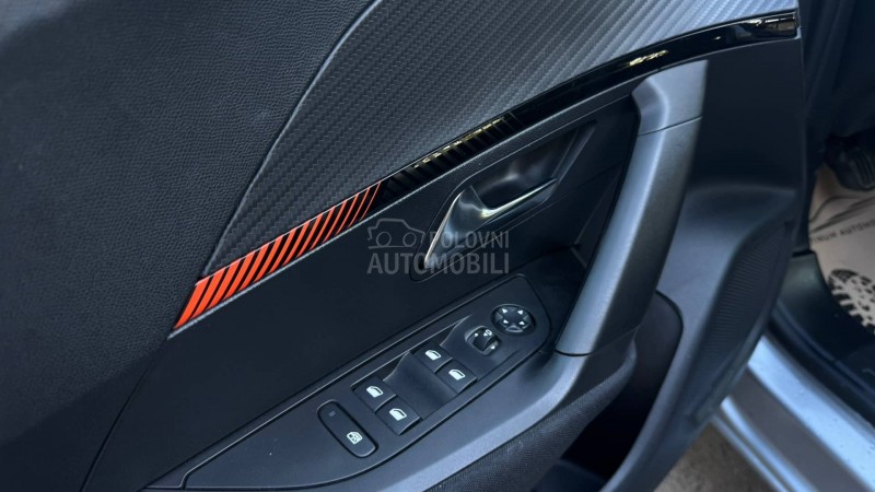 Peugeot 2008 1.5HDI ACT/LED/NAV
