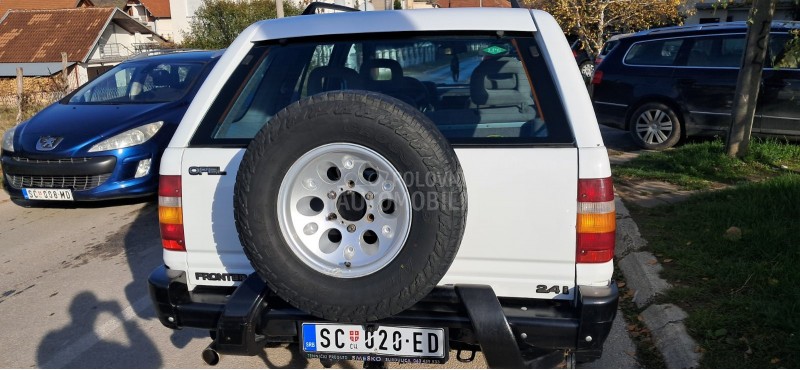 Opel Frontera 