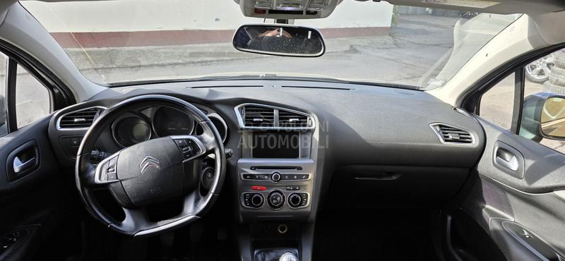 Citroen C4 1.2 PURETCH MILENIUM