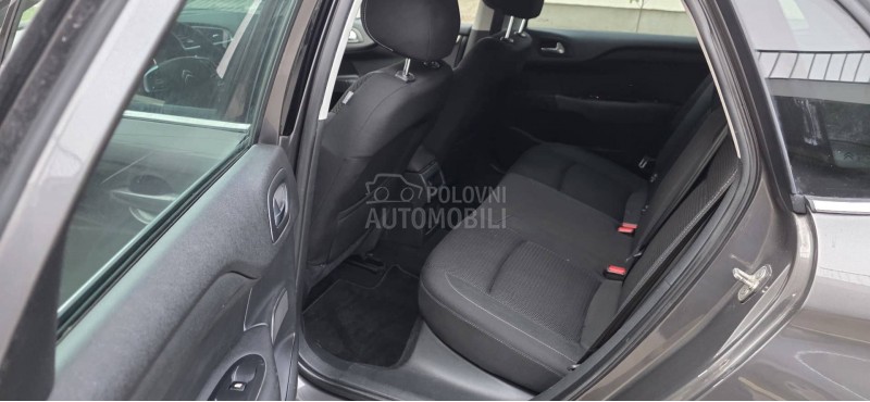 Citroen C4 1.2 PURETCH MILENIUM