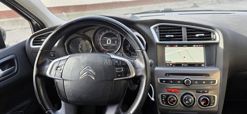 Citroen C4 1.2 PURETCH MILENIUM