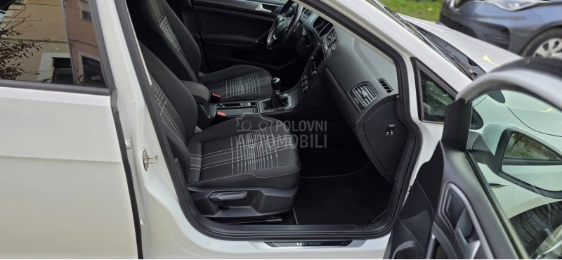Volkswagen Golf 7 1.2 LOUNGE