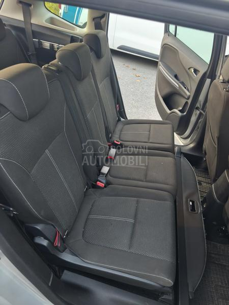 Opel Zafira Pano
