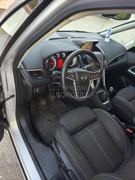 Opel Zafira Pano